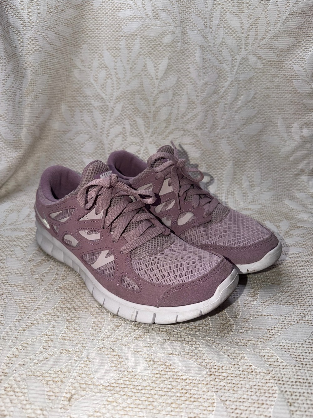 Nike Women’s Mauve Athletic Running Shoes
